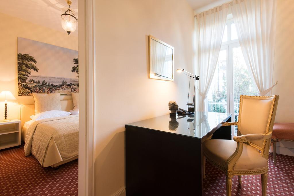 Dirazi Guesthouse & Apartments Gmbh Frankfurt am Main Exteriör bild